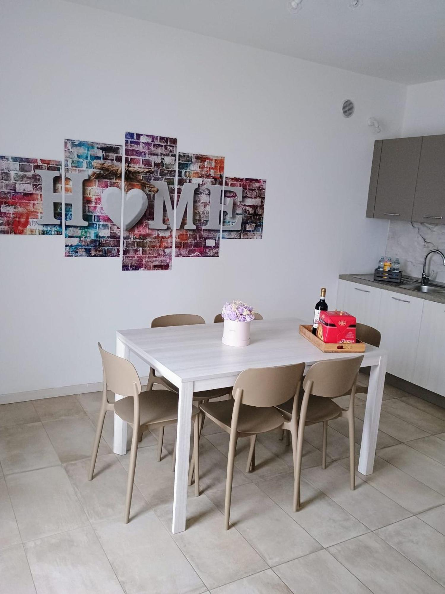 Casa Viola Lazise Lago E Relax! Екстер'єр фото