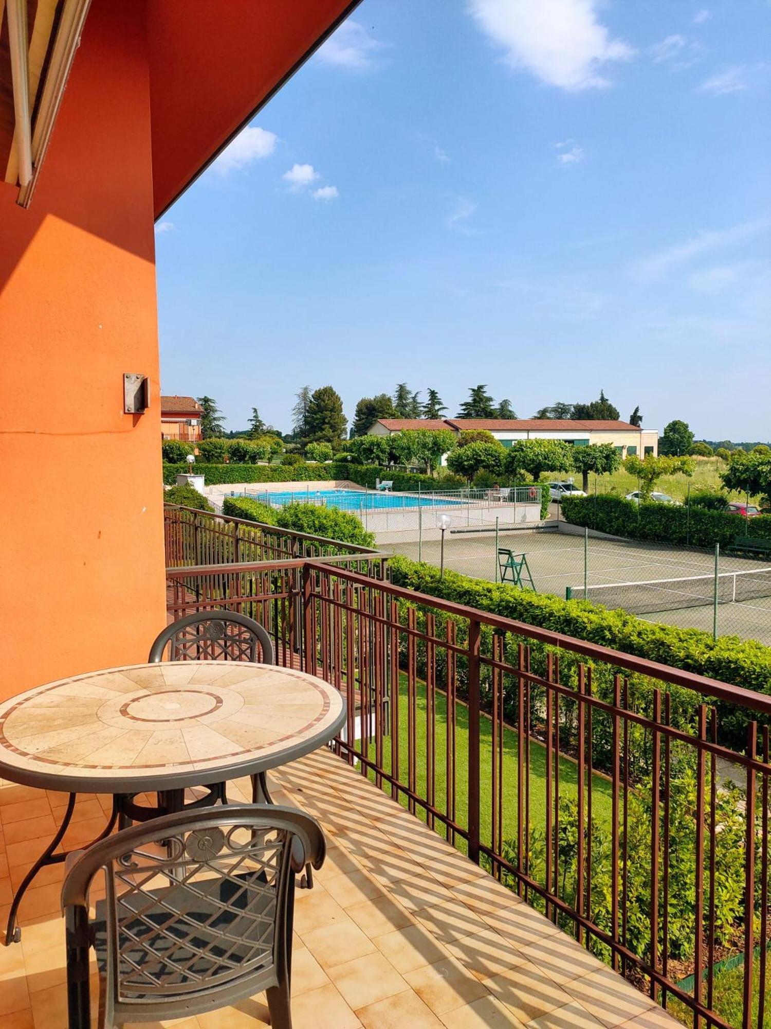 Casa Viola Lazise Lago E Relax! Екстер'єр фото