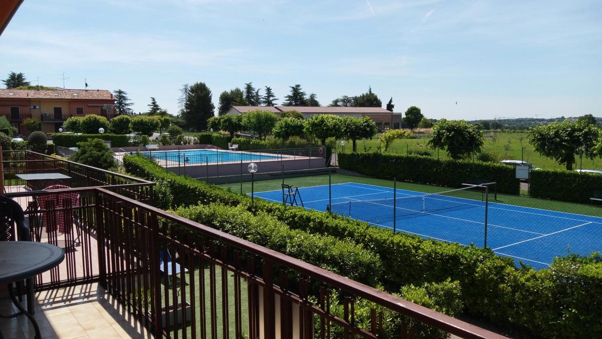 Casa Viola Lazise Lago E Relax! Екстер'єр фото